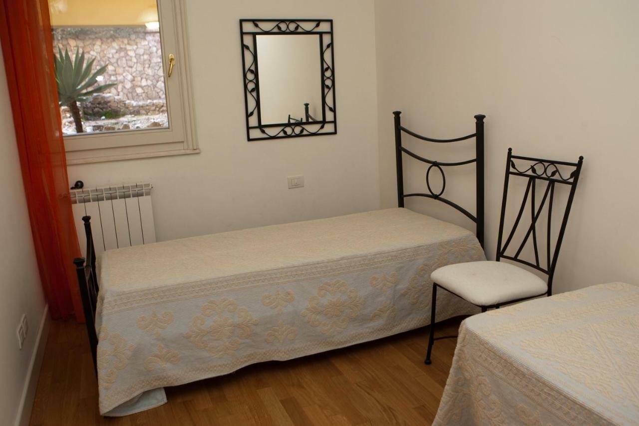 Taormina Seaview Apartment - Taormina Holidays المظهر الخارجي الصورة